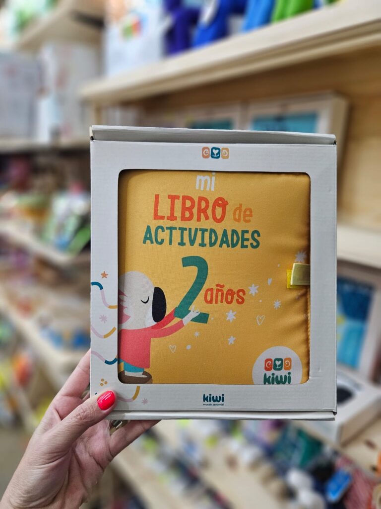 Actividades 00 - Libro de tela sensorial